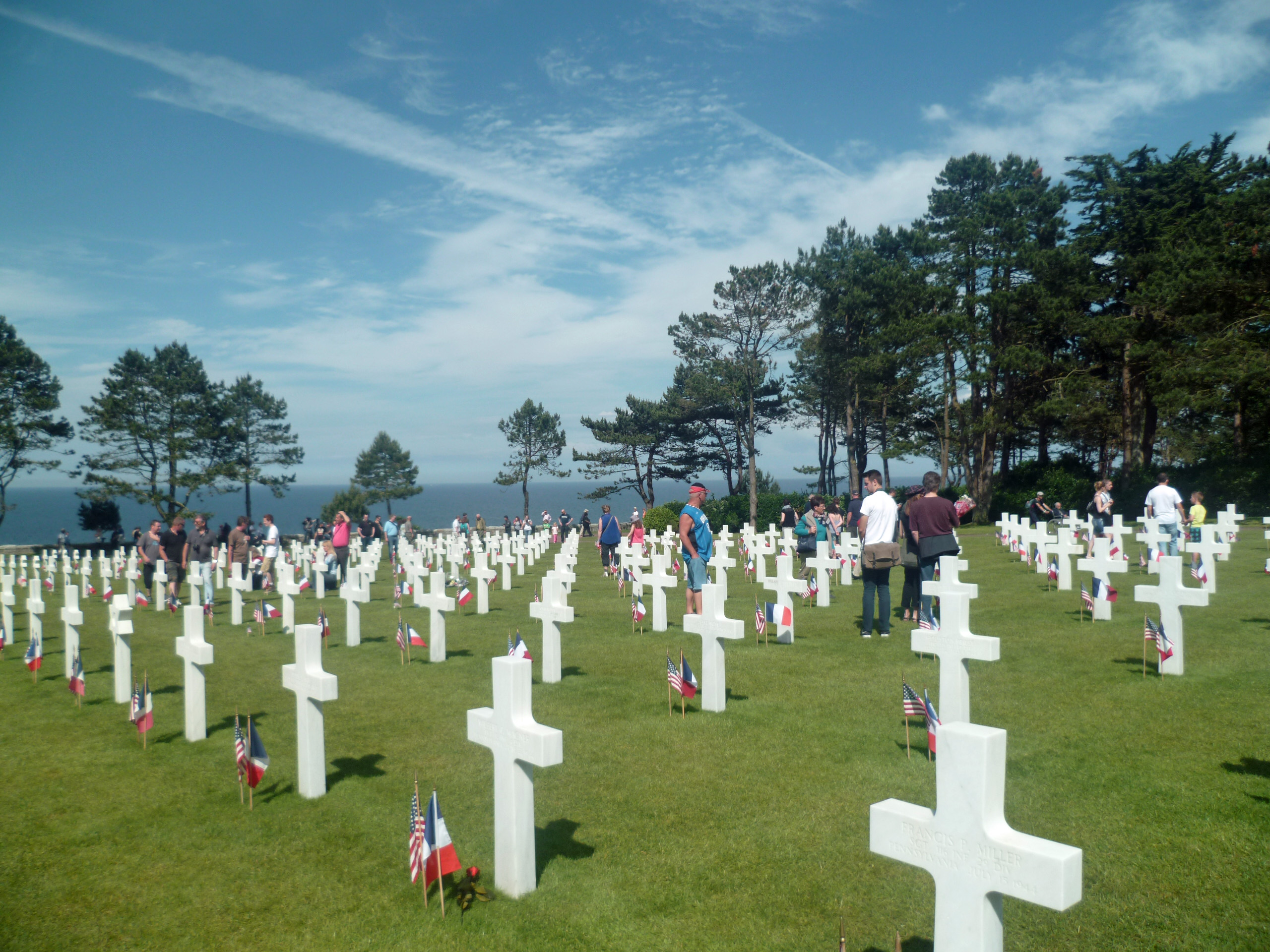 american cemetery second world war normandy colleville sur mer 
